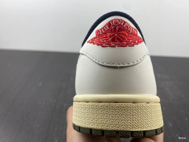 Bmlin Air Olive x OG Travis 1 DZ4137-106 Low WMNS Jordan Scott 0718